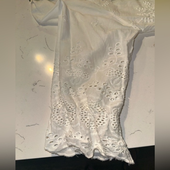 Kindred White Embroidered Eyelet Blouse Half Sleeves Large Petite - Picture 6 of 7